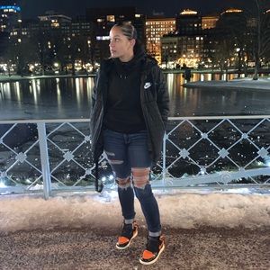 Meet your Posher, Sienna